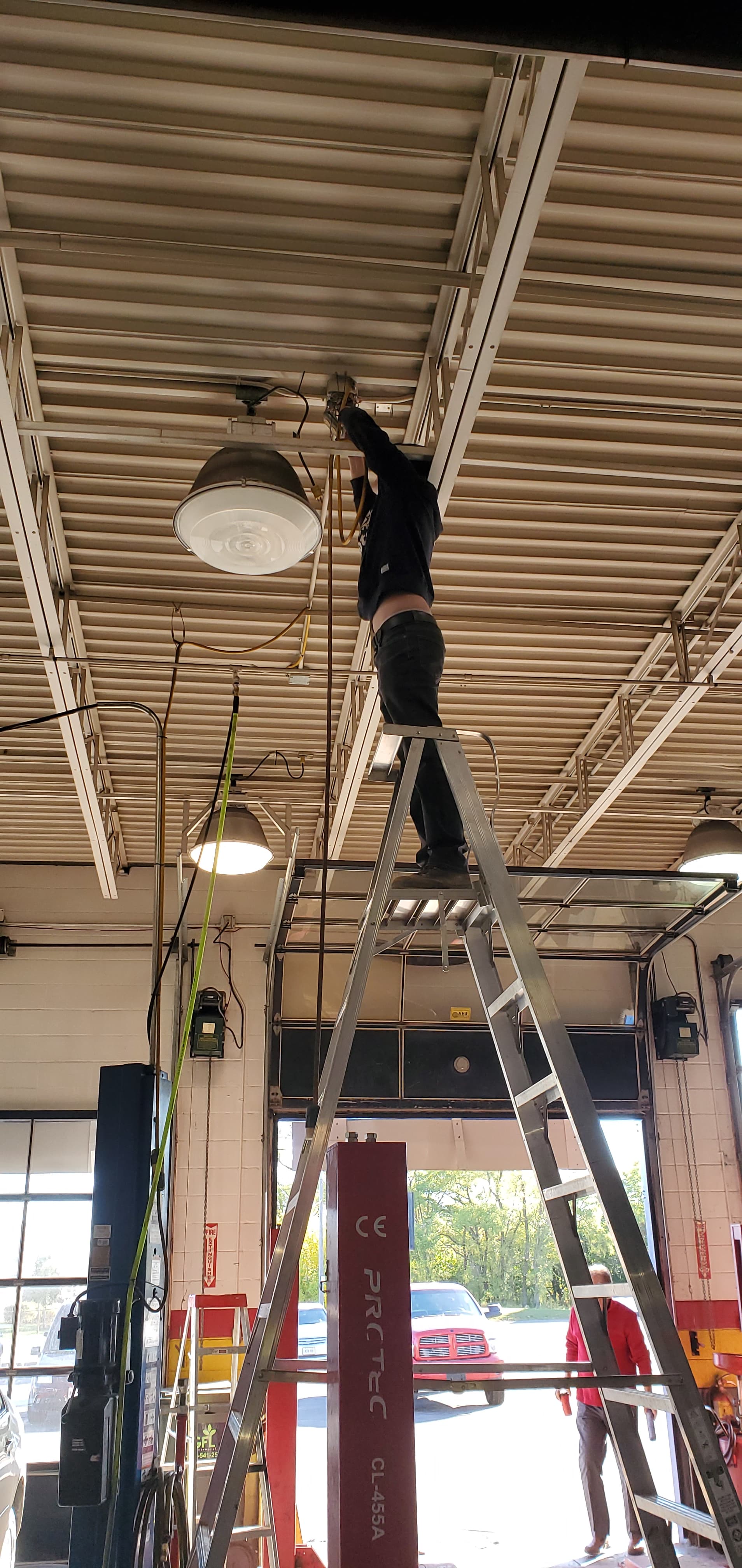 Warehouse Lighting Installation
